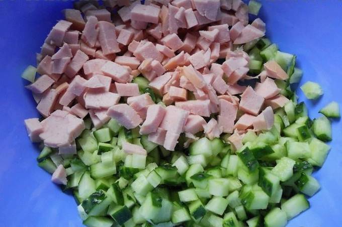 «Обжорка» с фасолью (салат): рецепт пошагового приготовления
