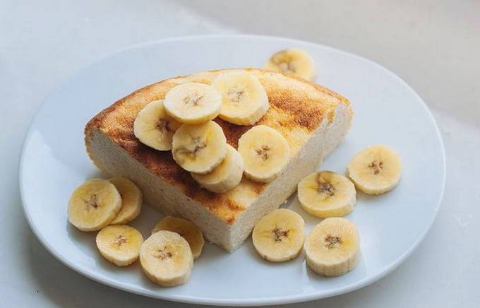 Творожная запеканка с бананом в духовке - пошаговый рецепт с фото на азинский.рф