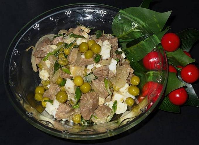 Салат с куриной печенью – пошаговый рецепт приготовления с фото