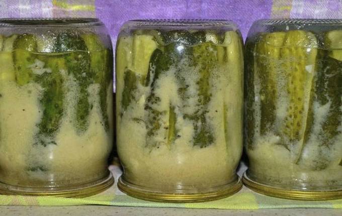 Салат из огурцов, чеснока и укропа на зиму (со стерилизацией)