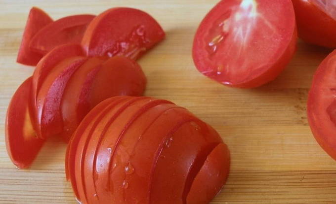 Салат Нежинский с помидорами