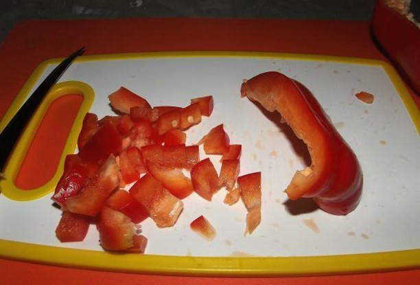 Салат с говядиной и помидорами