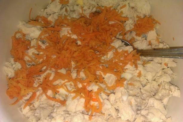 Салат с курицей, апельсинами и корейской морковью