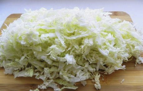 Крабовый салат без риса с пекинской капустой
