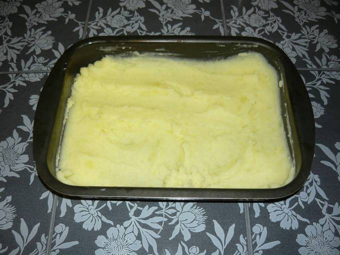 Картофельная запеканка с фаршем и сыром