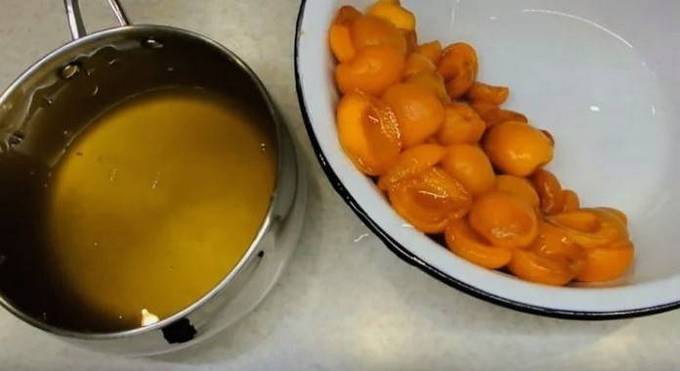 Варенье из абрикосов половинками