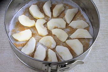 Творожная запеканка с рисом и яблоками