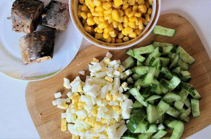 Салат с тунцом и кукурузой ПП