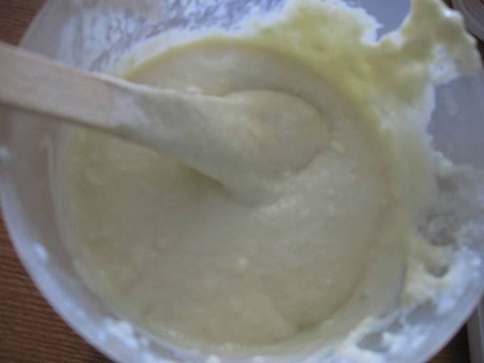 Кекс на йогурте с изюмом в духовке