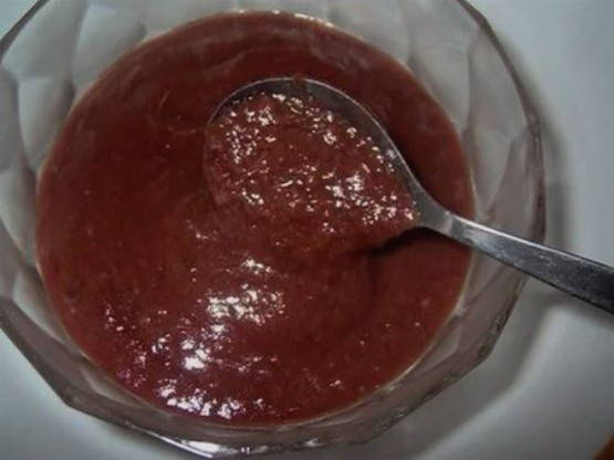 Соус кетчуп из слив и помидоров