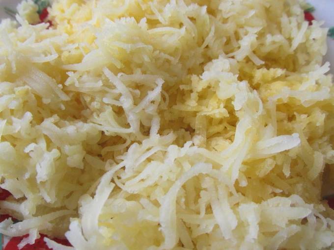 Крабовый салат с картошкой
