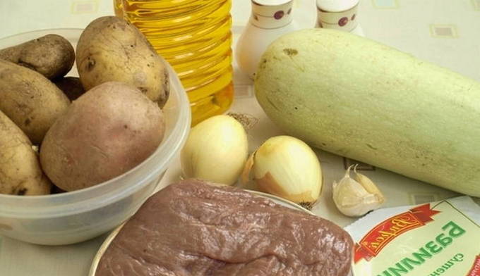 Рагу из кабачков, капусты, картошки и мяса
