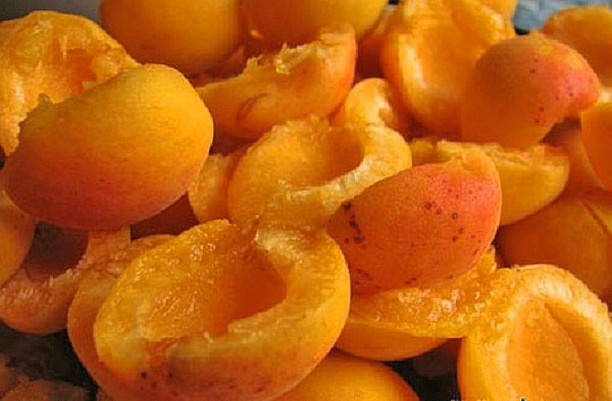 Домашняя фанта из абрикосов на зиму