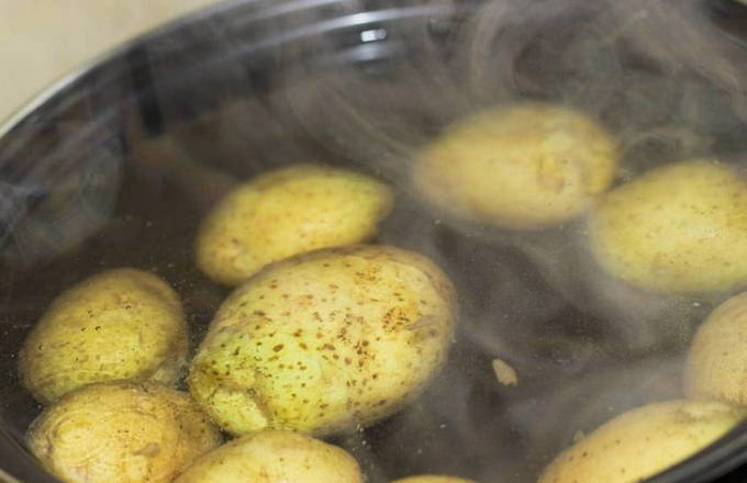Картошка на мангале без фольги