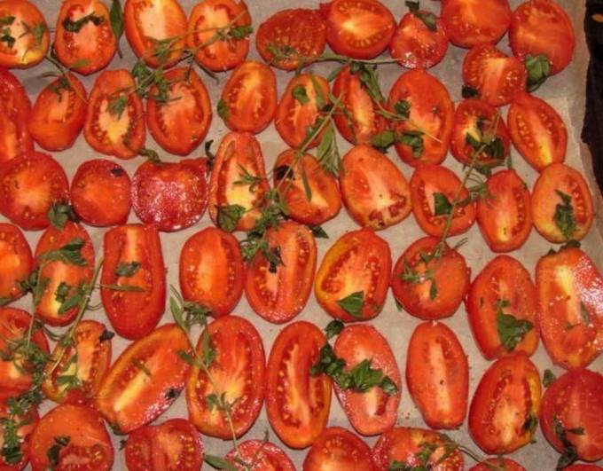 Вяленые помидоры с базиликом - рецепт с пошаговыми фото