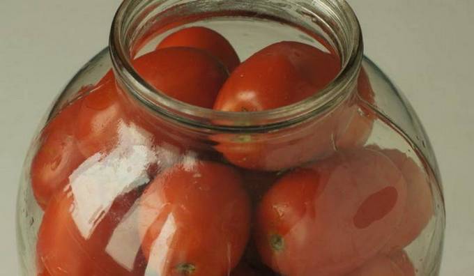 Соленые помидоры холодным способом