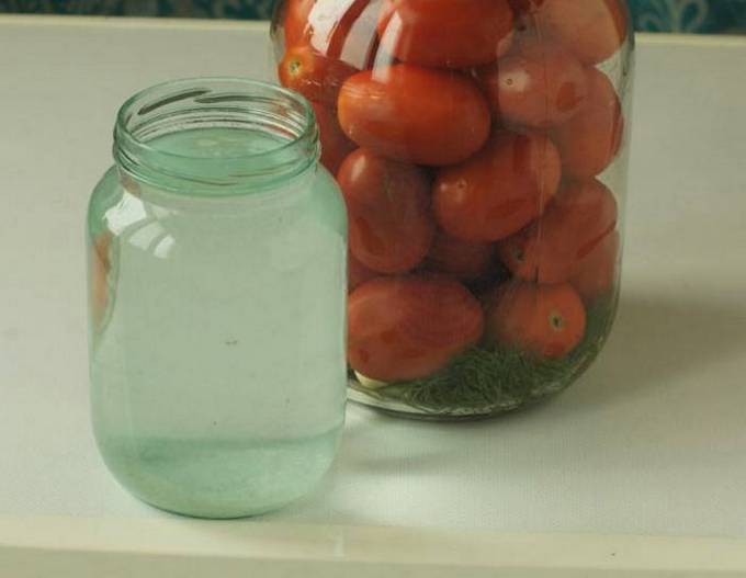 Соленые помидоры холодным способом