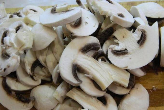 Запеканка из кабачков с грибами