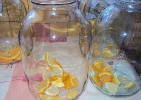 Компот из абрикосов, апельсина и лимона на зиму