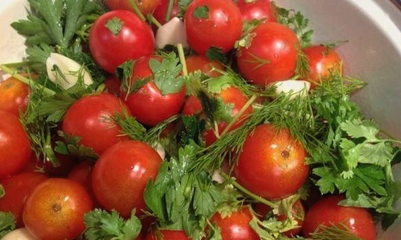 Маринованные помидоры черри быстрого приготовления