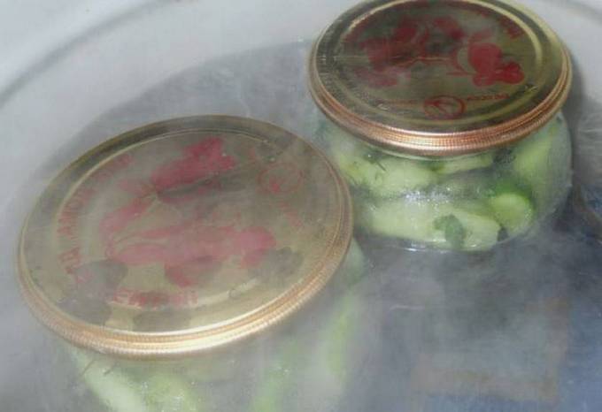 Салат из огурцов и помидоров на зиму без уксуса