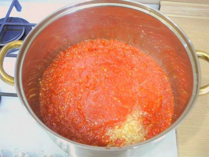 Лечо из кабачков без томатной пасты