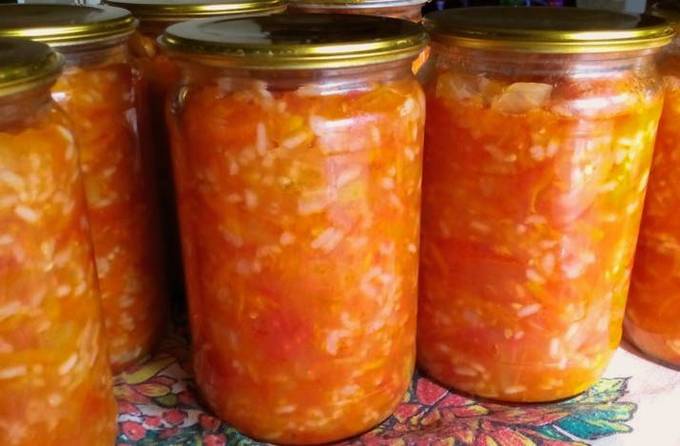 Рецепт: Салат на зиму с рисом - С помидорами и болгарским перцем