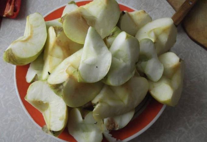 Сырая аджика с яблоками рецепт