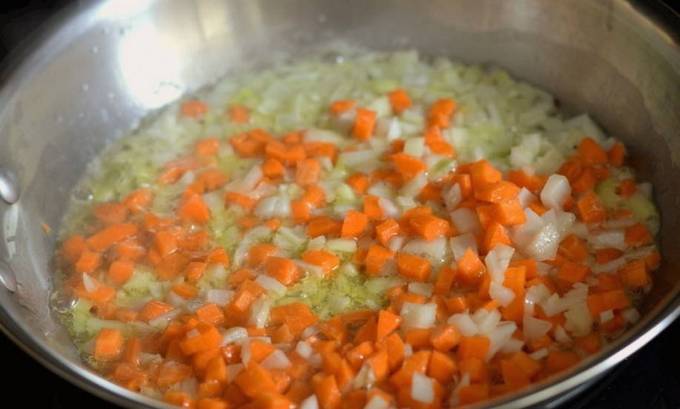 Кабачковая икра с морковью через мясорубку