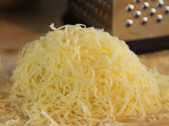 Запеканка из тертых кабачков с сыром