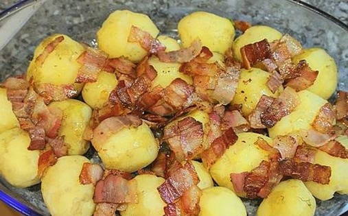 Картошка с лисичками в духовке