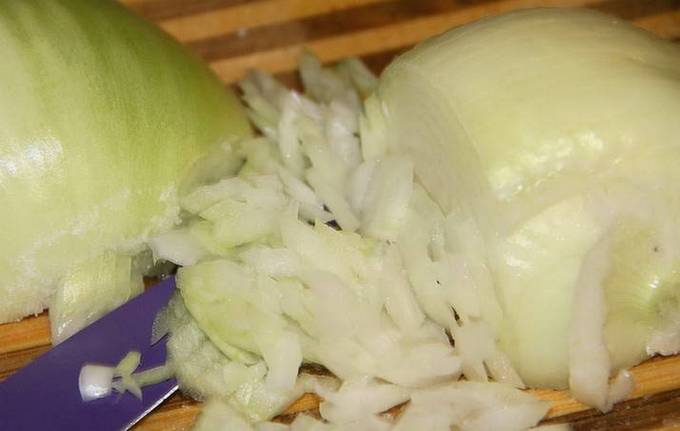 Жареная картошка с опятами и луком