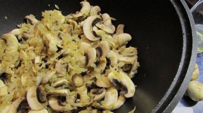 Суп из свежих белых грибов со сливками