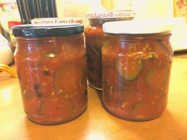 Лечо из огурцов на зиму с томатной пастой — рецепт с фото пошагово