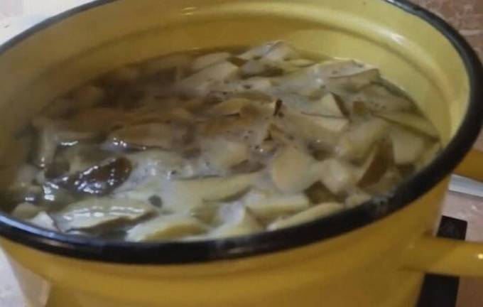 Маринованные белые грибы с маслом на зиму