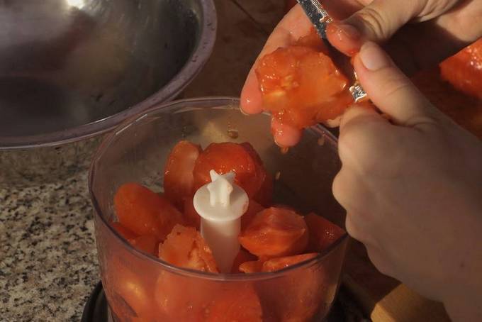 Аджика из кабачков с помидорами пальчики оближешь на зиму