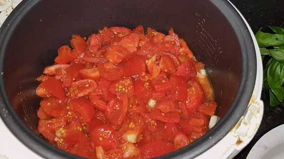 Густая томатная паста в мультиварке