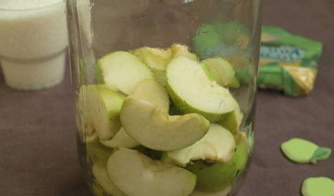 Яблочный компот на 1 литровую банку на зиму