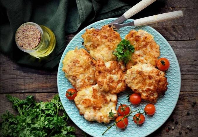 Рубленые куриные котлеты с сыром на сковороде - пошаговый рецепт с фото на l2luna.ru