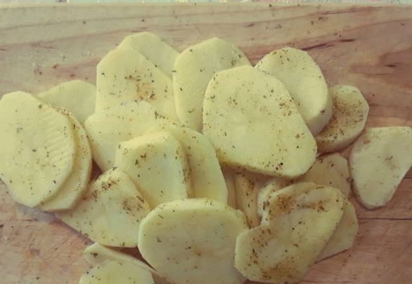 Жульен с картошкой на противне в духовке