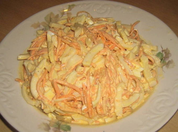 Салат с кальмарами, корейской морковью и огурцом — рецепт с фото пошагово