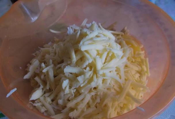 Ленивая ачма из лаваша с сыром на сковороде