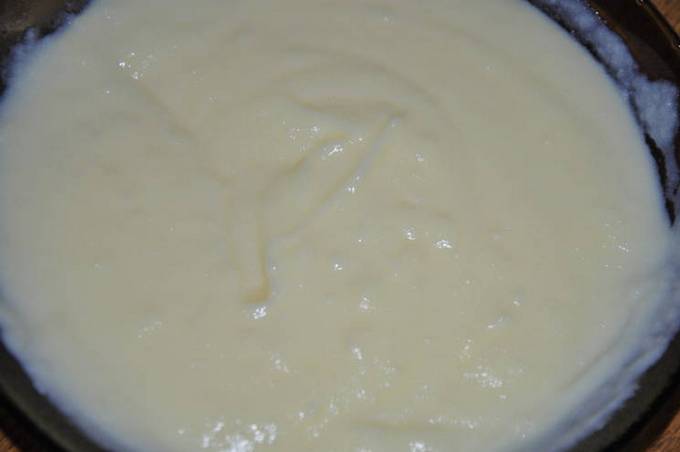 Заварной крем из молока для медового торта