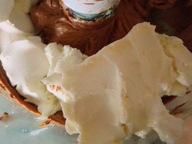 Шоколадный крем чиз для выравнивания торта