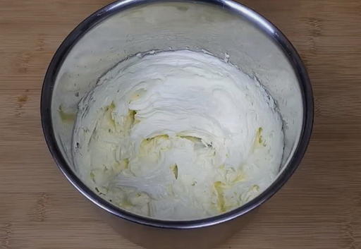 Заварной крем Пломбир на молоке для торта