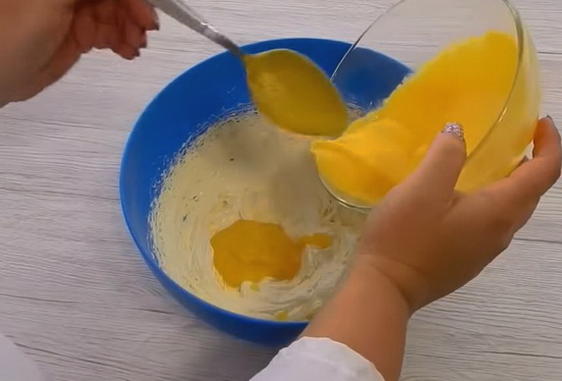 Крем Шарлотт на желтках для торта