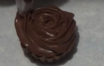 Сметанный крем для шоколадного бисквита