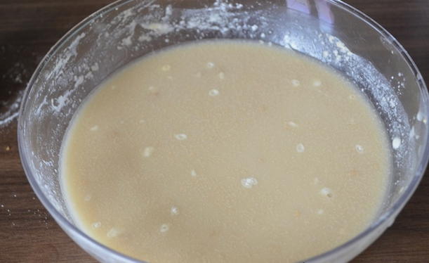 Тесто на воде и сухих дрожжах для пирожков в духовке