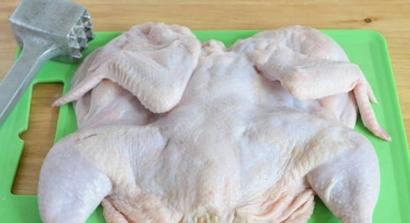 Цыпленок с картошкой, запеченные в рукаве - рецепт с фото на sapsanmsk.ru