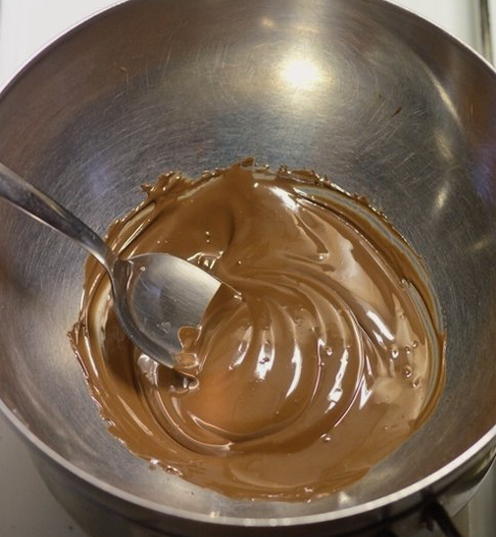 Шоколадный крем для украшения торта
